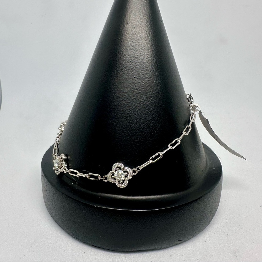 Moissanite Diamond Necklace, Bracelet, and Earrings, Clover Set. - Picture 7 of 16